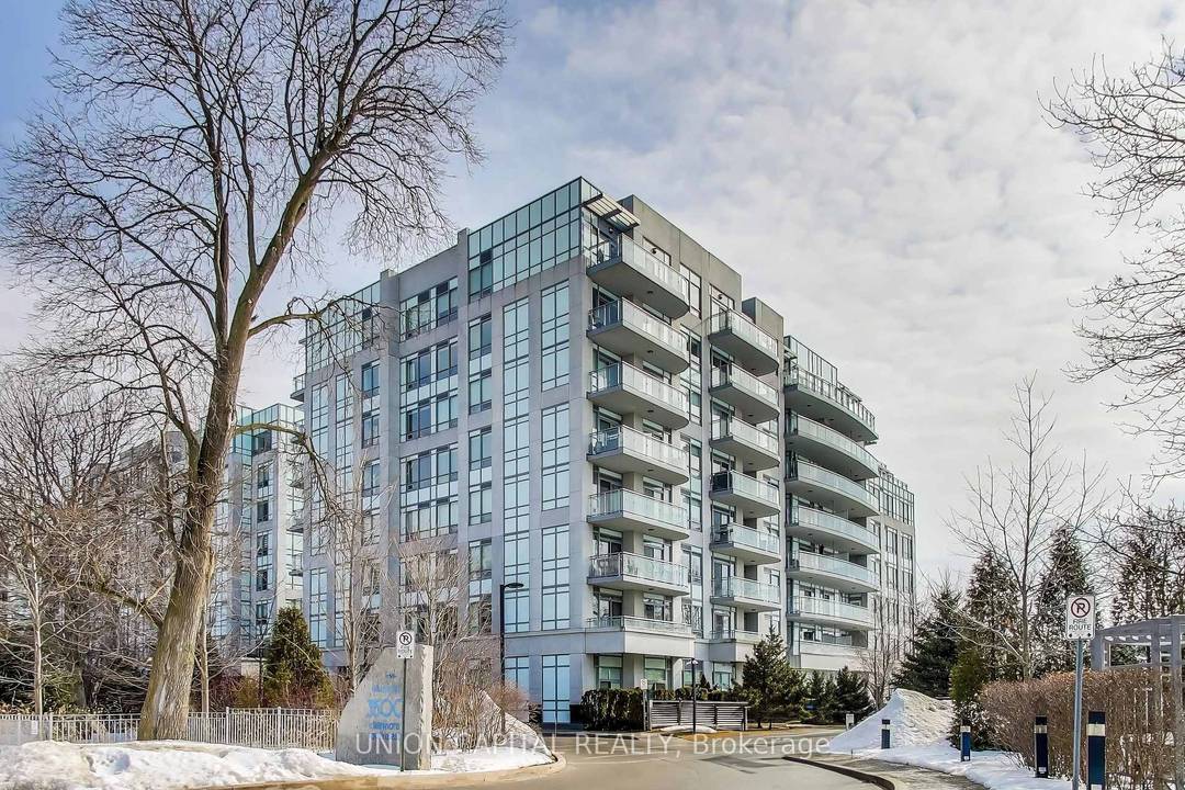 Luxurious BluWater Waterfront Condo !