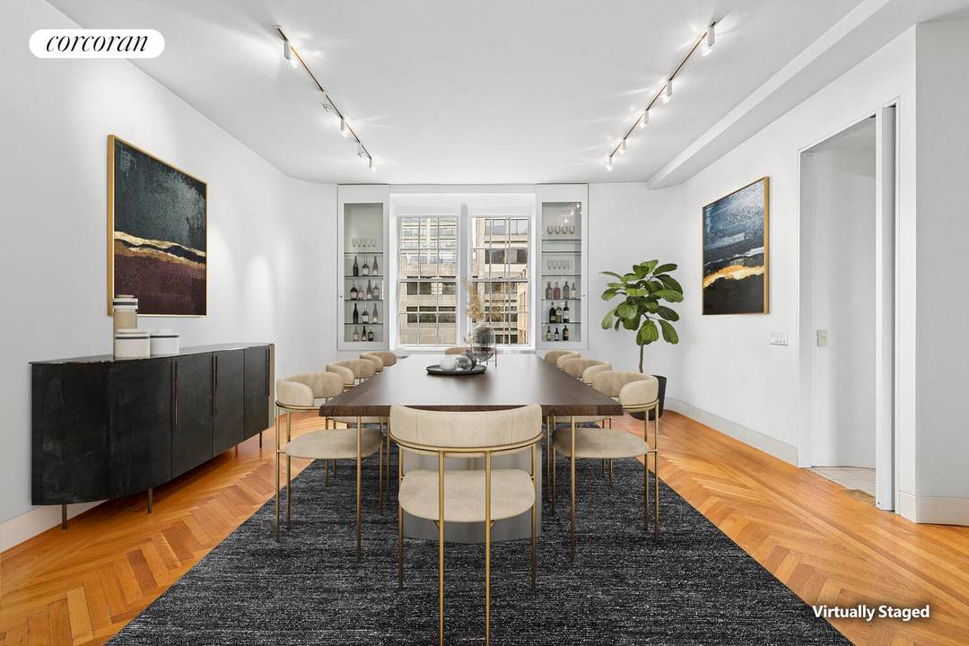 Two blocks from Central Park, in the heart of Lenox Hill, experience the timeless elegance and modern comforts of 655 Park Avenue.