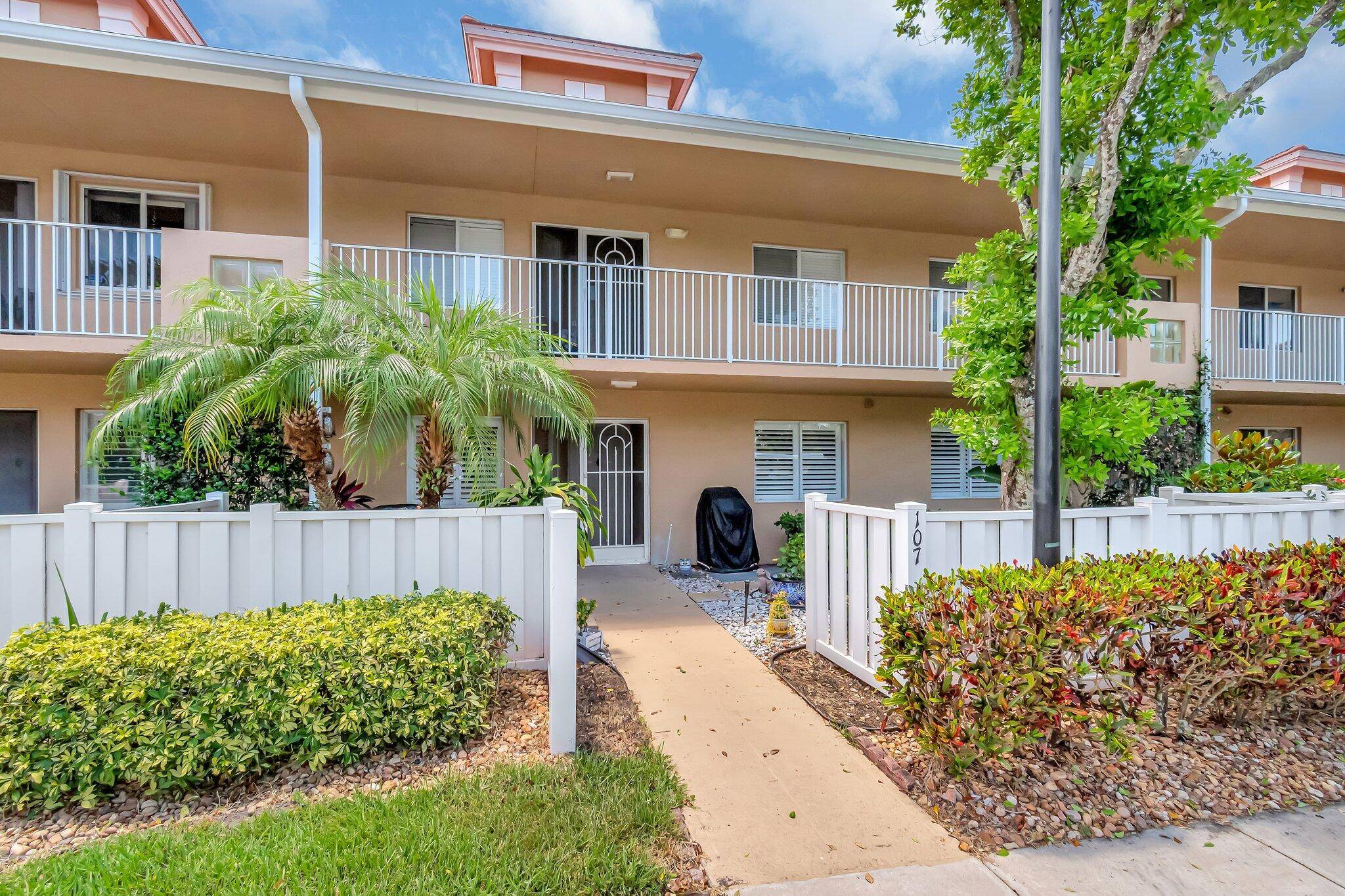 Welcome to Paradise Living in a 55 Resort Style Gated Community No Membership Fees !