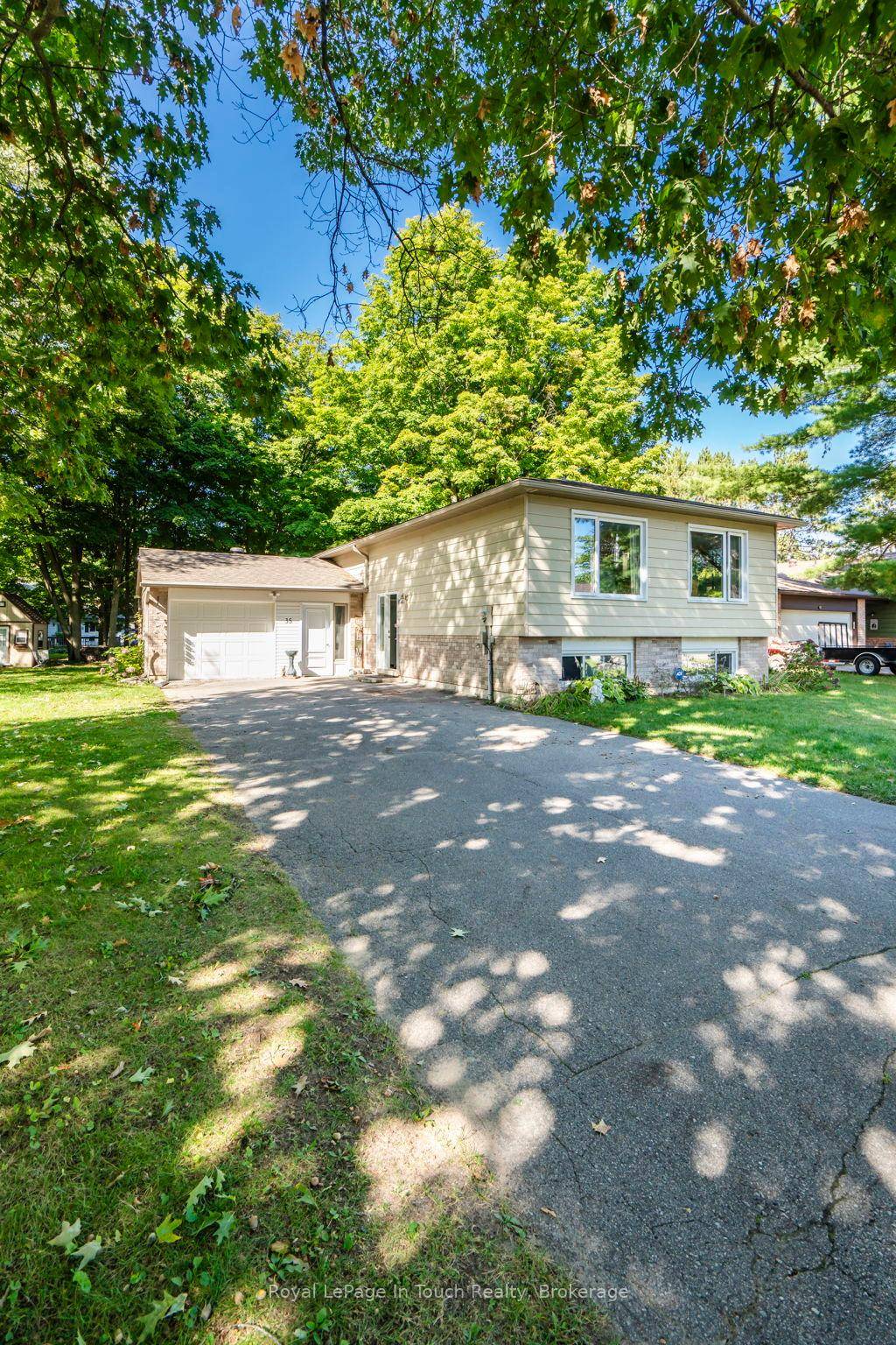 Welcome to your dream home 35 Dorcas Avenue !