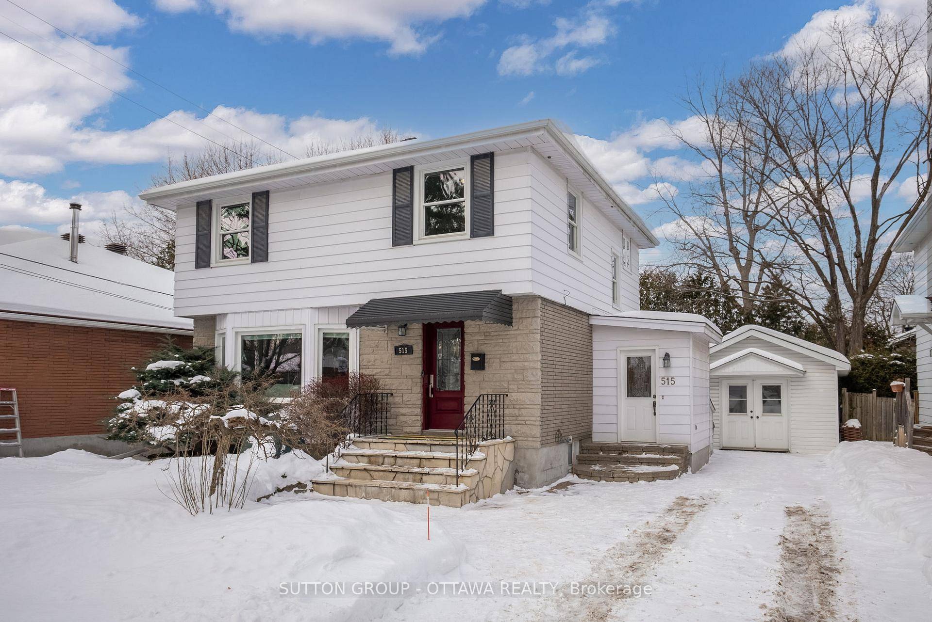 Welcome to your dream home with stunning curb appeal on tree lined streets in the heart of Ottawa's Riverview Park, a gorgeous south facing, 2 storey home exudes warmth and ...