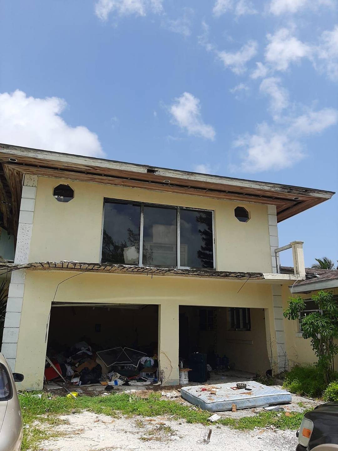 HANNA ROAD 1.8 ACRE HOME Single Family Home New-Providence