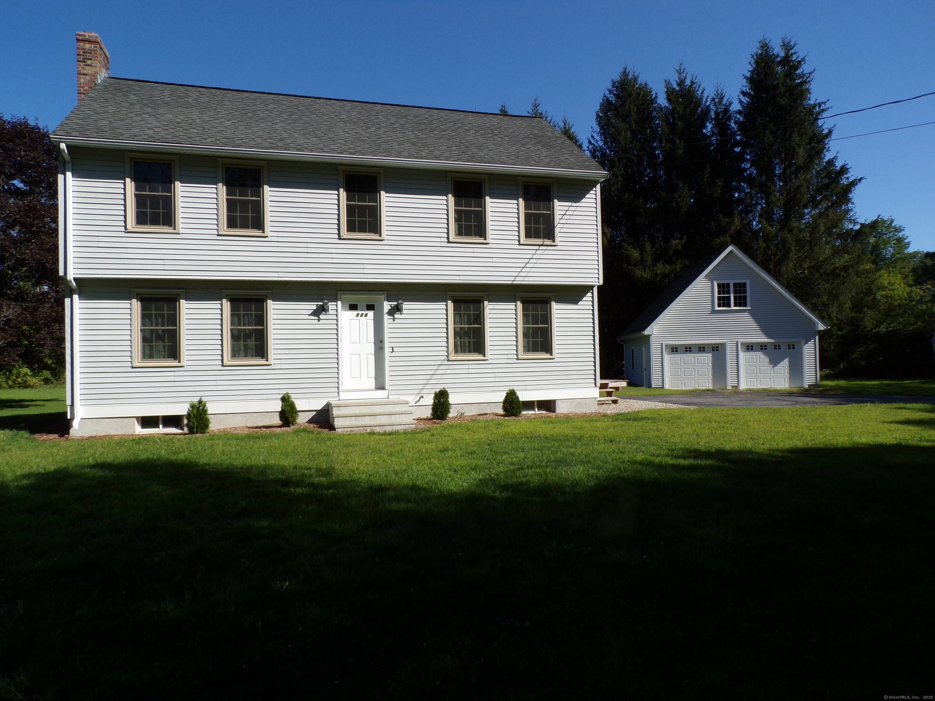 Now available. Large Colonial on level lot with easy access to UCONN campus and UCONN downtown, just 1.