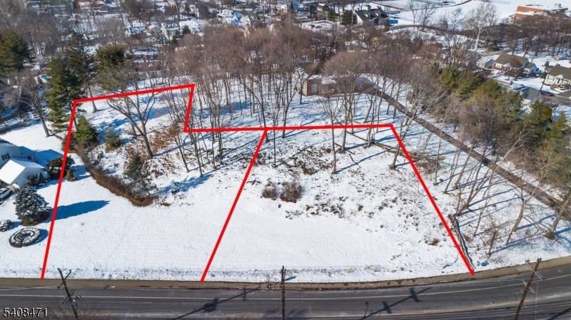 Attention all investors and builders for this exciting buildable opportunity in North Haledon vacant lot !