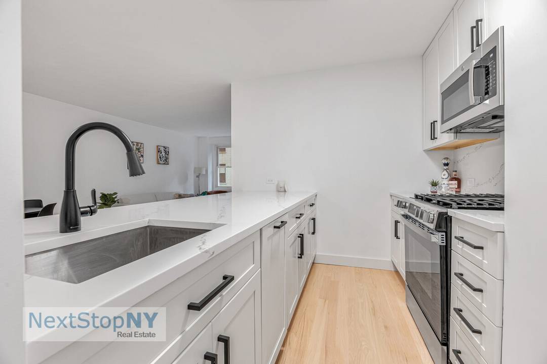 Brand New, Fully Renovated Two Bedroom Cooperative on the Upper East Side Welcome to this newly renovated, never before occupied two bedroom, one bathroom home at the highly regarded Sherman ...
