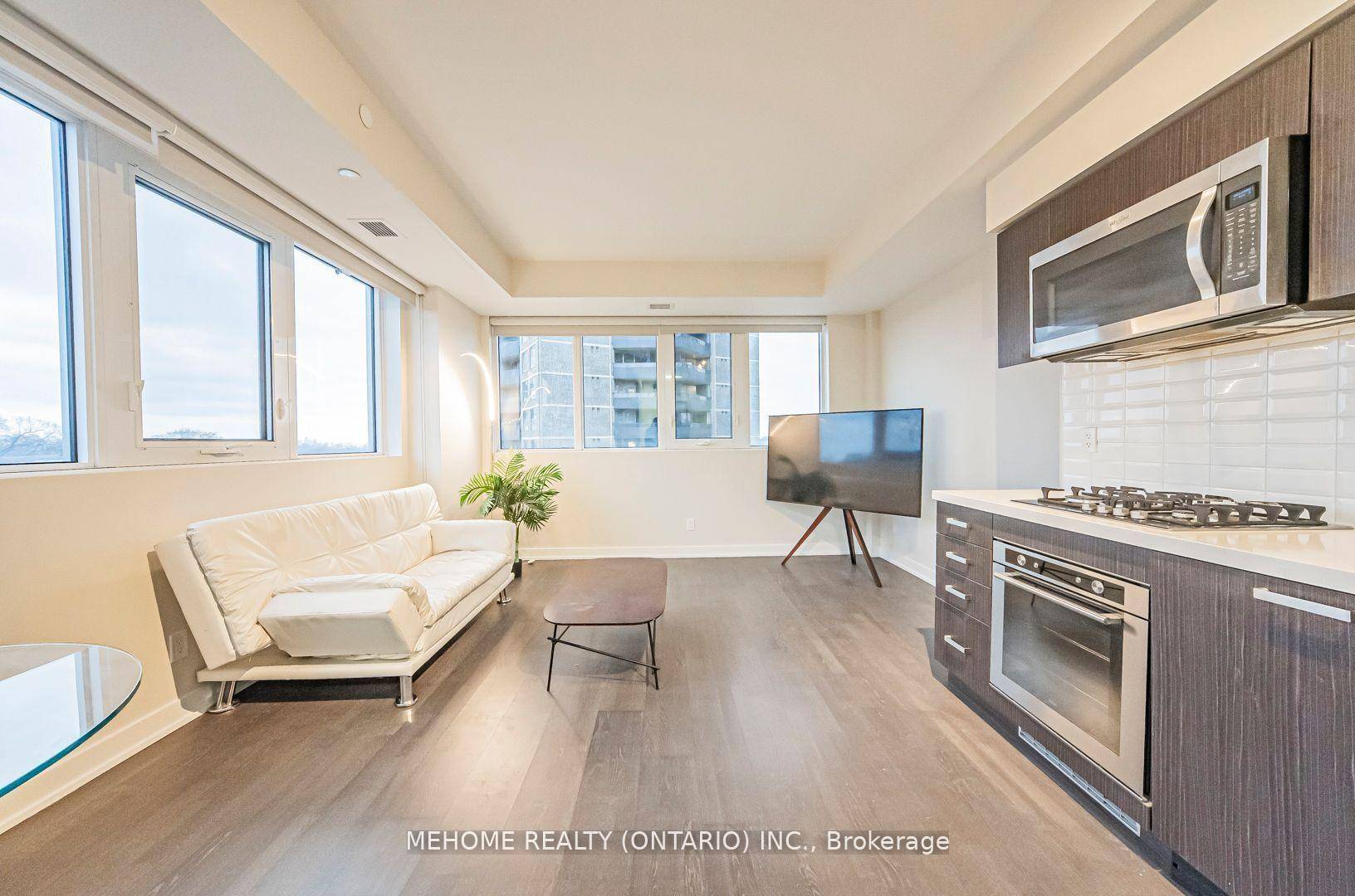 Welcome to urban living at its finest in the heart of St.