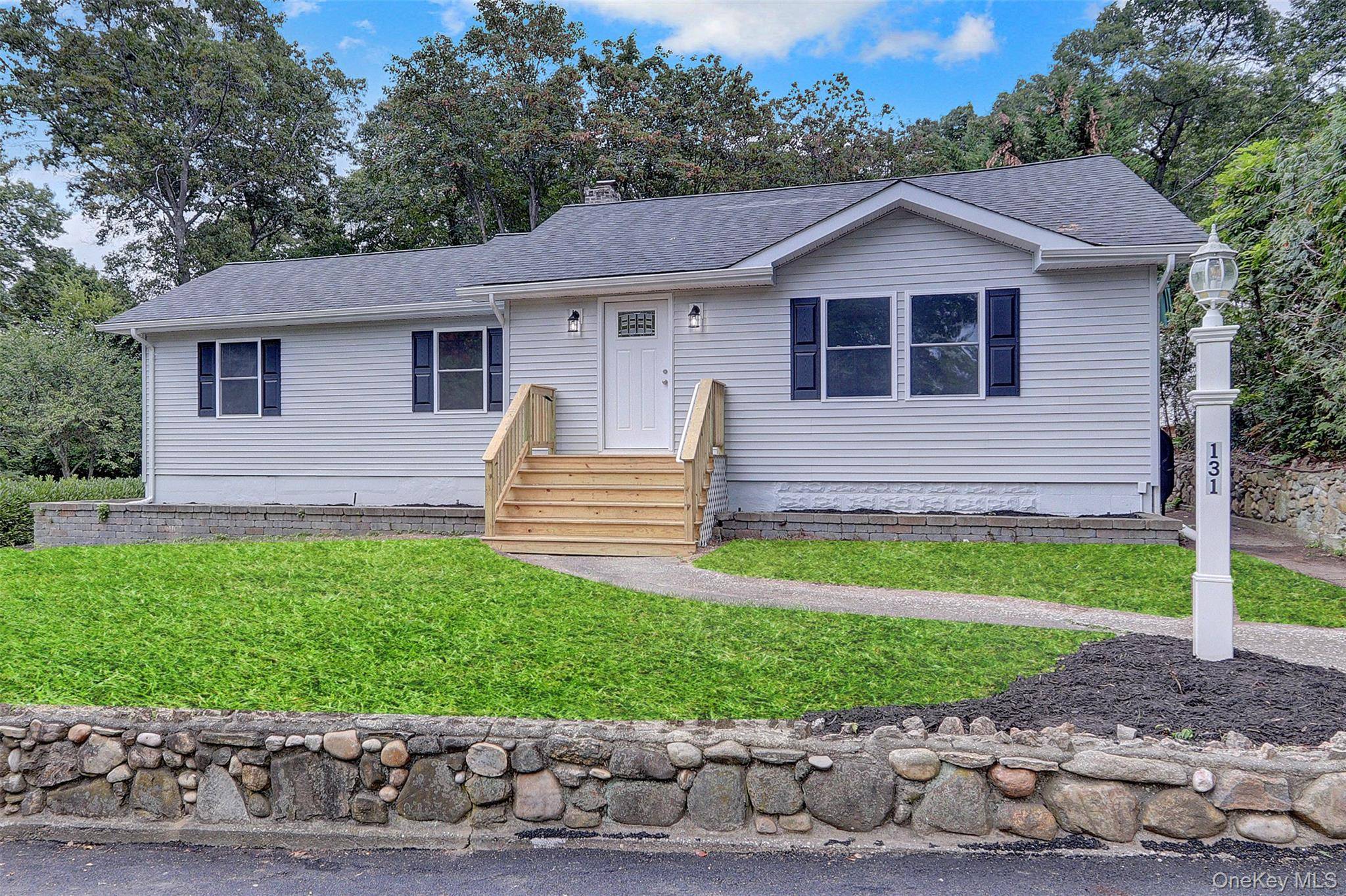 Welcome to 131 Curtis Dr.