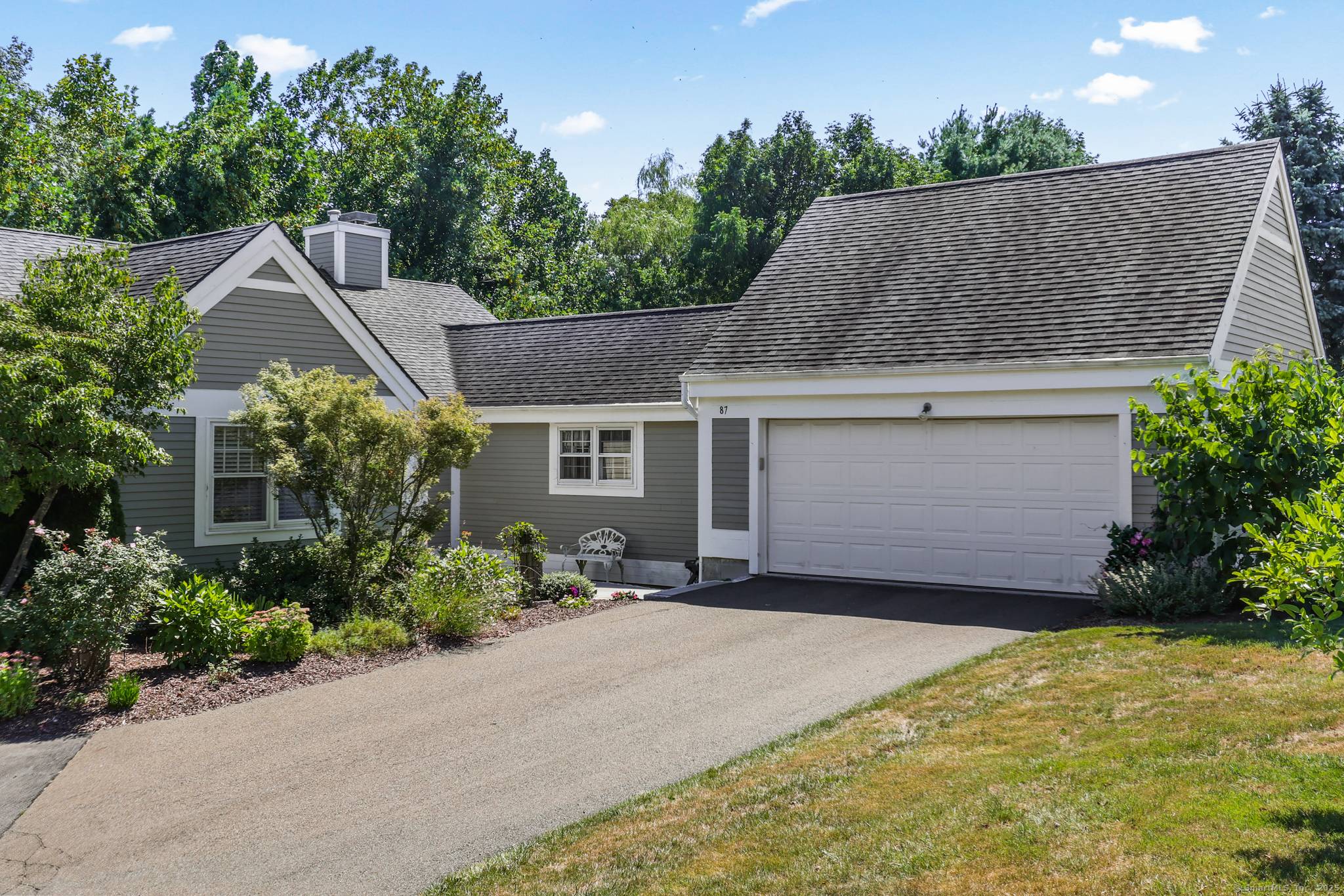 Welcome to 87 Legend Hill Road at Legend Hill in Madison, CT !