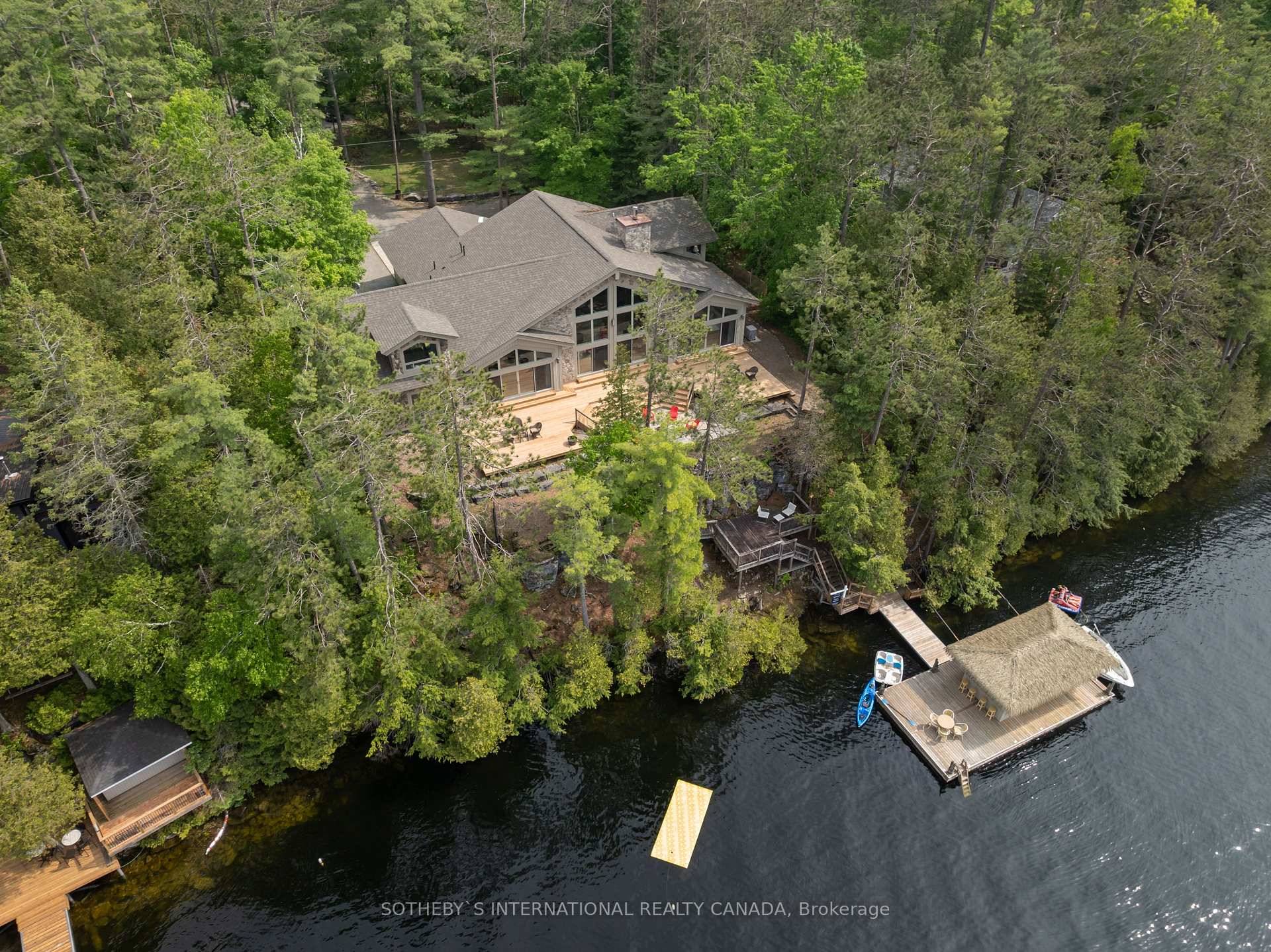 Welcome to Vista Ridge Residence an extraordinary lakeside retreat on Crystal Lakewhere warmth and charm meets modern luxury.