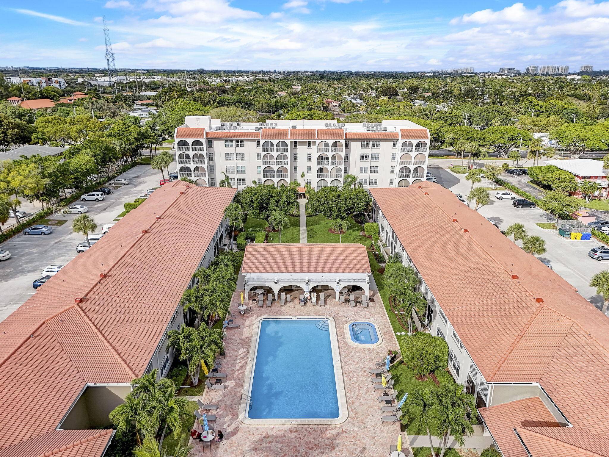 Welcome to 250 NE 20th St 506, a bright and beautifully maintained 2 bed, 2 bath condo in the heart of East Boca.