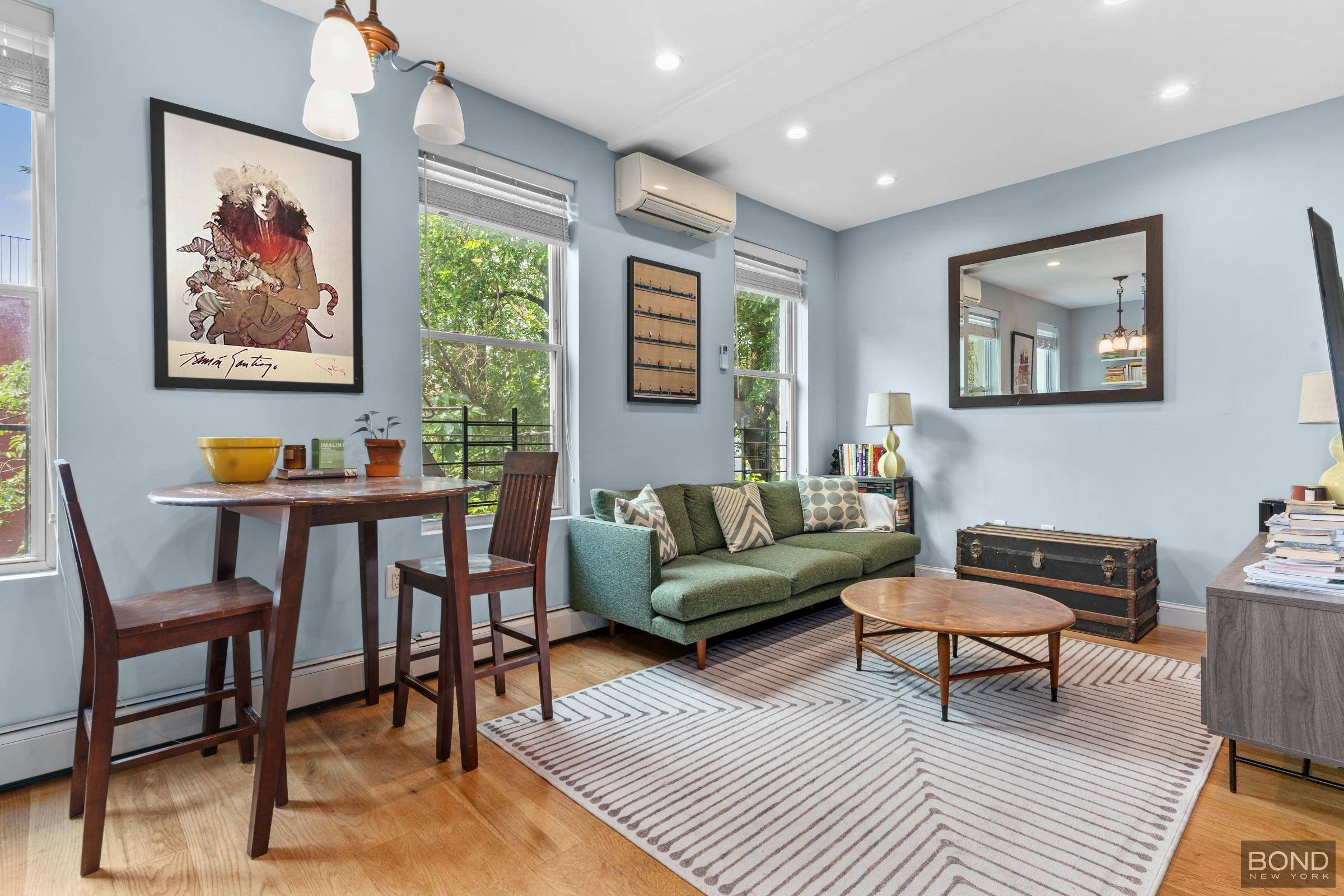 Bright amp ; Renovated 2 Bed 2 Bath in Prime Boerum HillWelcome to Apartment 2 a sun drenched floor through two bedroom, two bathroom home just one flight up in ...