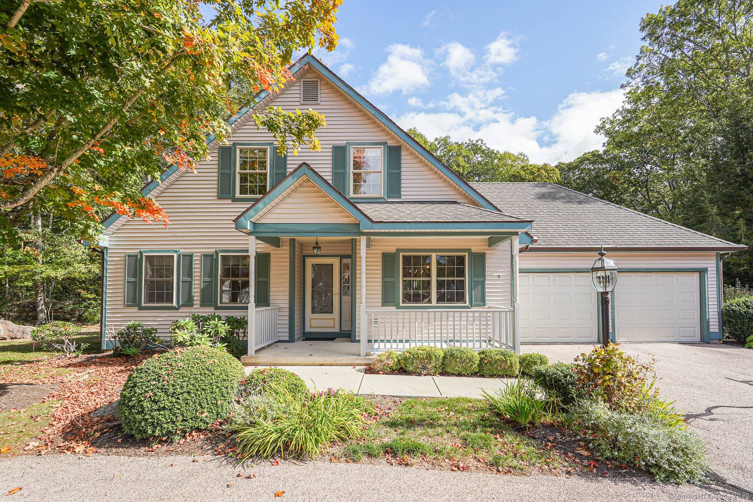 Discover this elegant and spacious home situated in the highly desirable 55 community, Chapman Woods, of Niantic.