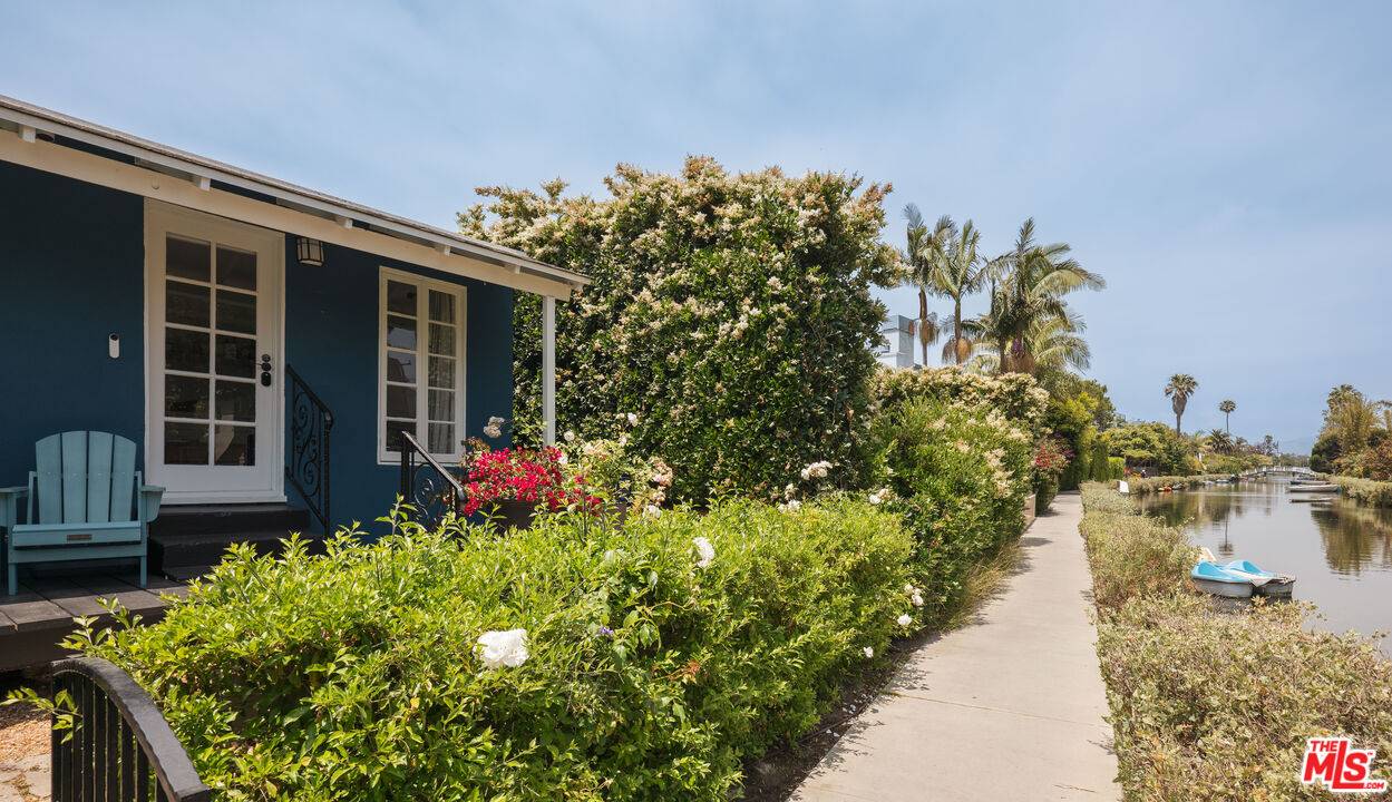 3003 Grand Canal 1BR Marina Del Rey La