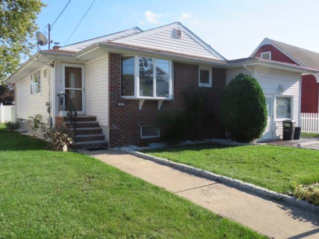 18 RADIO AVE New Jersey