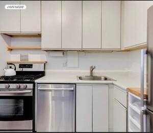 New to market Stunning Sun Drenched Studio Apartment in the Heart of the Upper East Side.