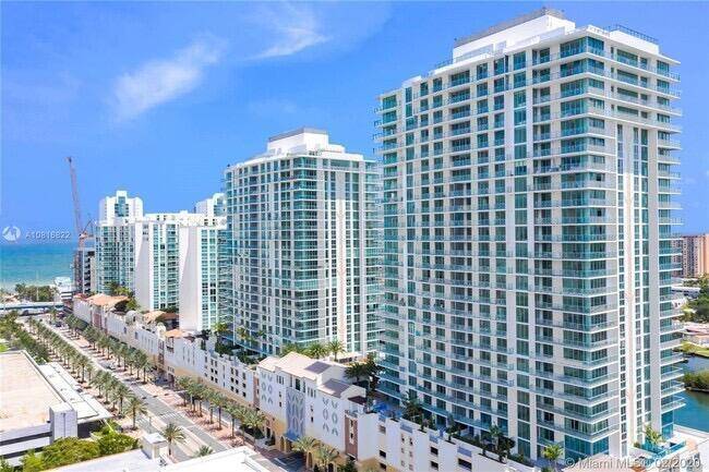 Spacious 2 bed den, 3 bath residence in sought after Parque Towers.