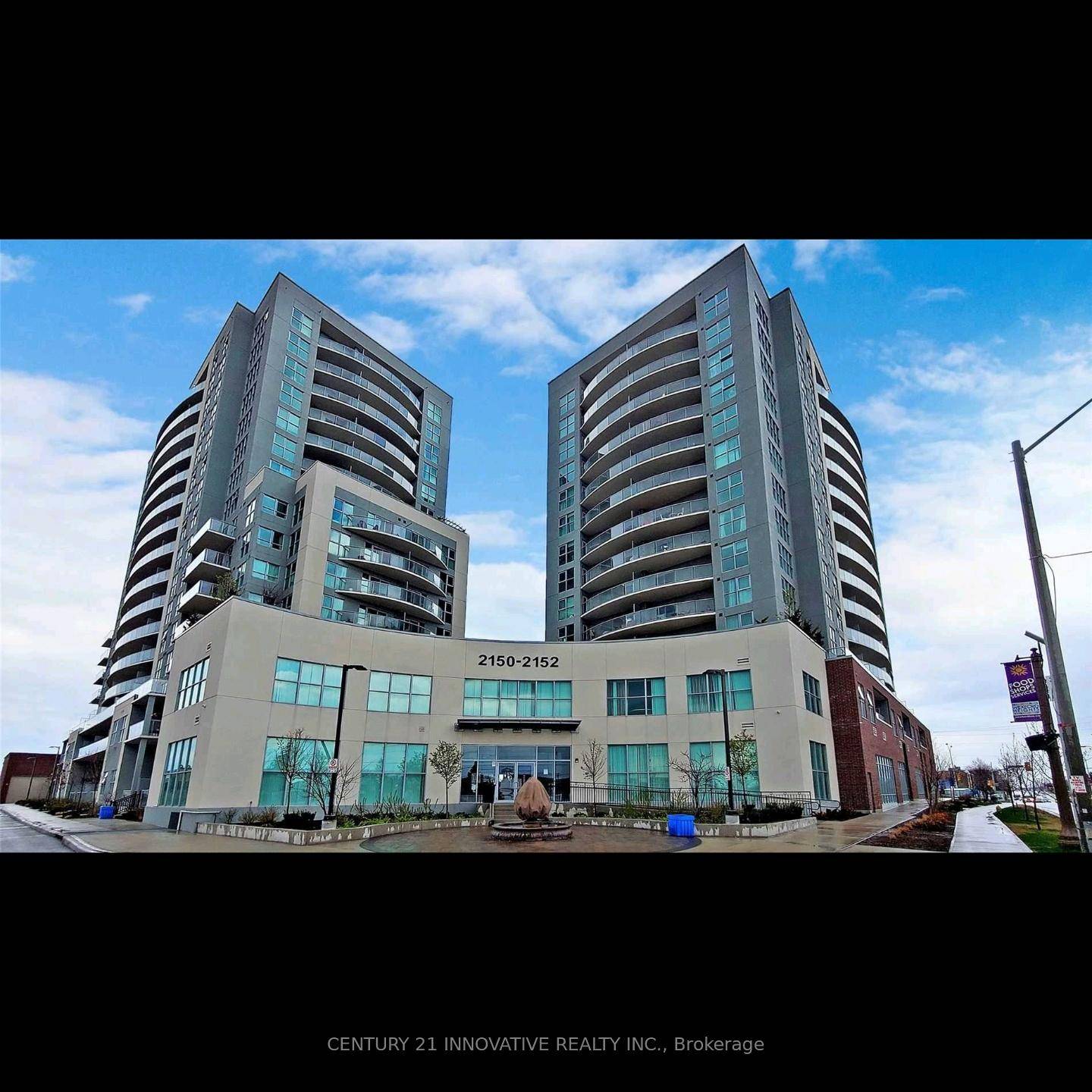 Location is the key ! public transit, Go station and easy access to 401.