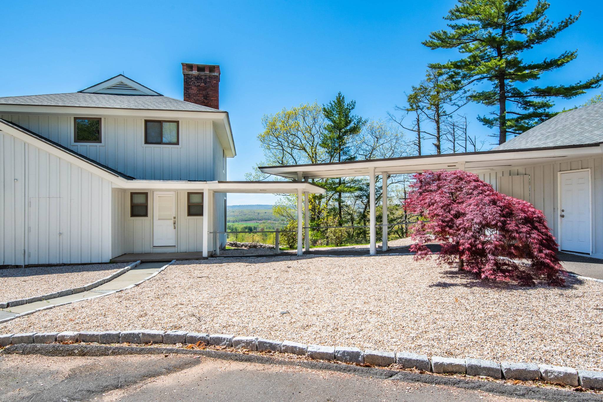 A private retreat with spectacular western views, Farmington's highest point displays spectacular valley views as seen from the 1 8 mile ridge line.
