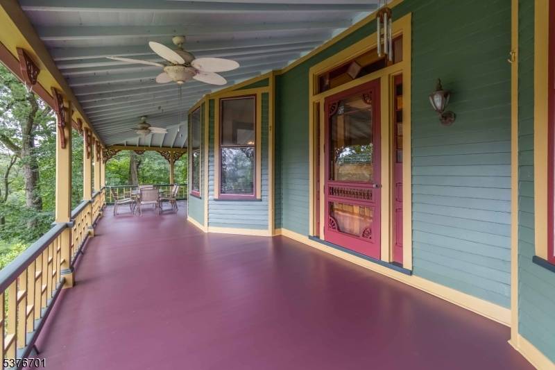 Spectacular Queen Anne Victorian w Seasonal Panoramic Lake Views Minutes to Lake Hopatcong !