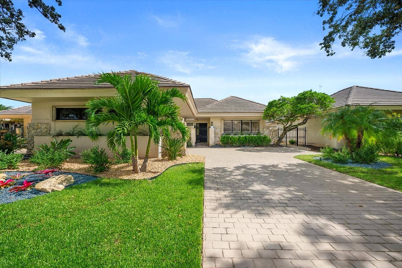 Luxury Living with Breathtaking Water Golf Views !