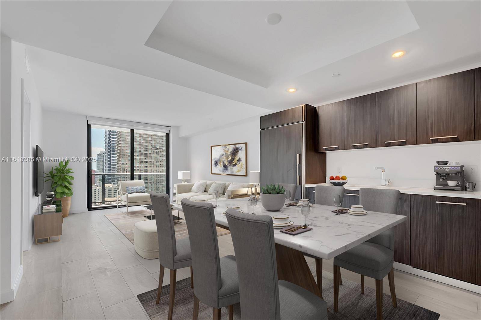Magnificent 1 bedroom den with 2 full bathrooms in one of Brickell's premiere buildings, Brickell Heights.