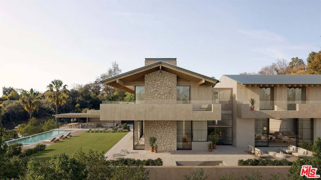 10985   Bellagio Rd 8BR Bel Air La