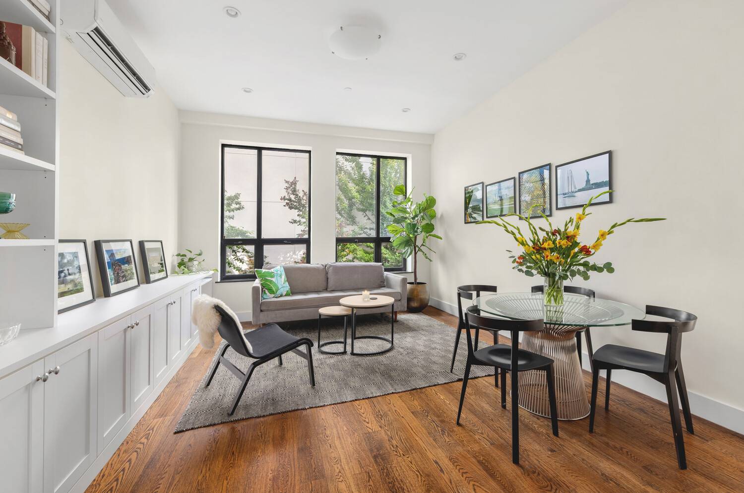 PLEASE NOTE THAT SHOWINGS ARE BY APPT ONLY Set in the vibrant and picturesque neighborhood of Crown Heights just adjacent to the Prospect Heights border, 655 Franklin is a superb ...