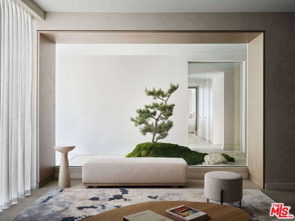 9200  Wilshire Blvd 2BR Beverly Hills La