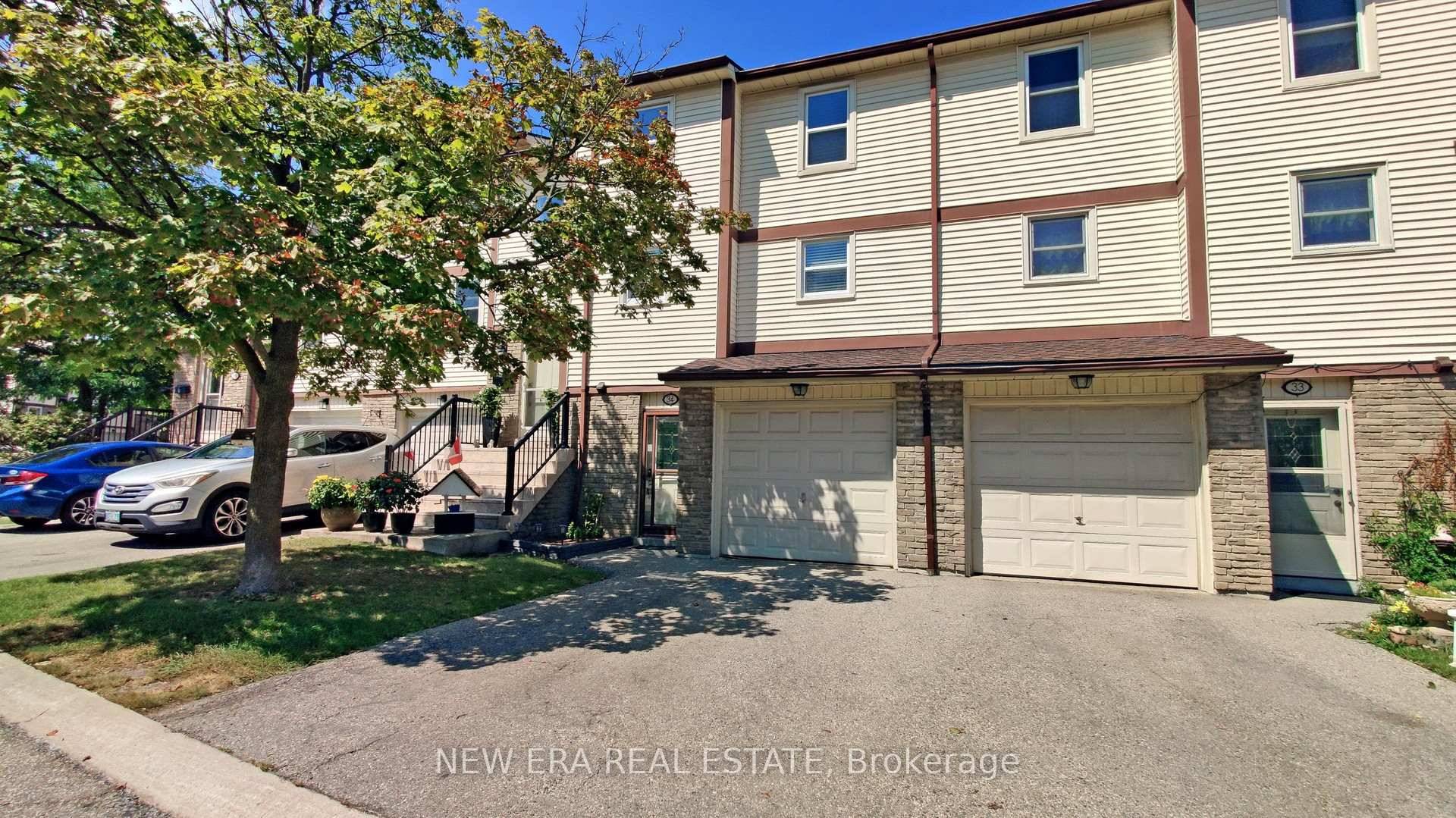 Located in the heart of Mississauga, this stunning 3 bedroom townhome at 7340 Copenhagen Road, Unit 34, offers 1, 485 square feet of modern living space.