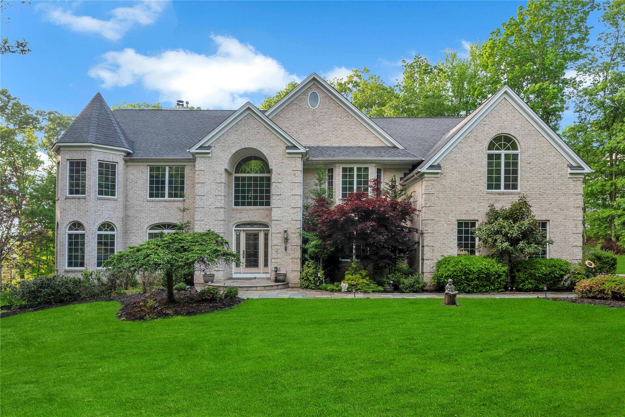 Welcome to this magnificent Colonial estate nestled in the prestigious enclave of Northport a timeless masterpiece offering refined luxury, architectural grandeur, and modern sophistication.