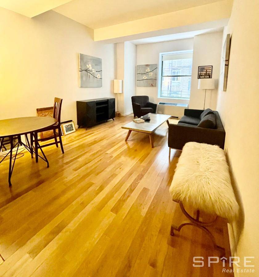 Huge luxury condo loft apartment 660sf The Alcove easily fits a Queen size bed and this space has its own closet.