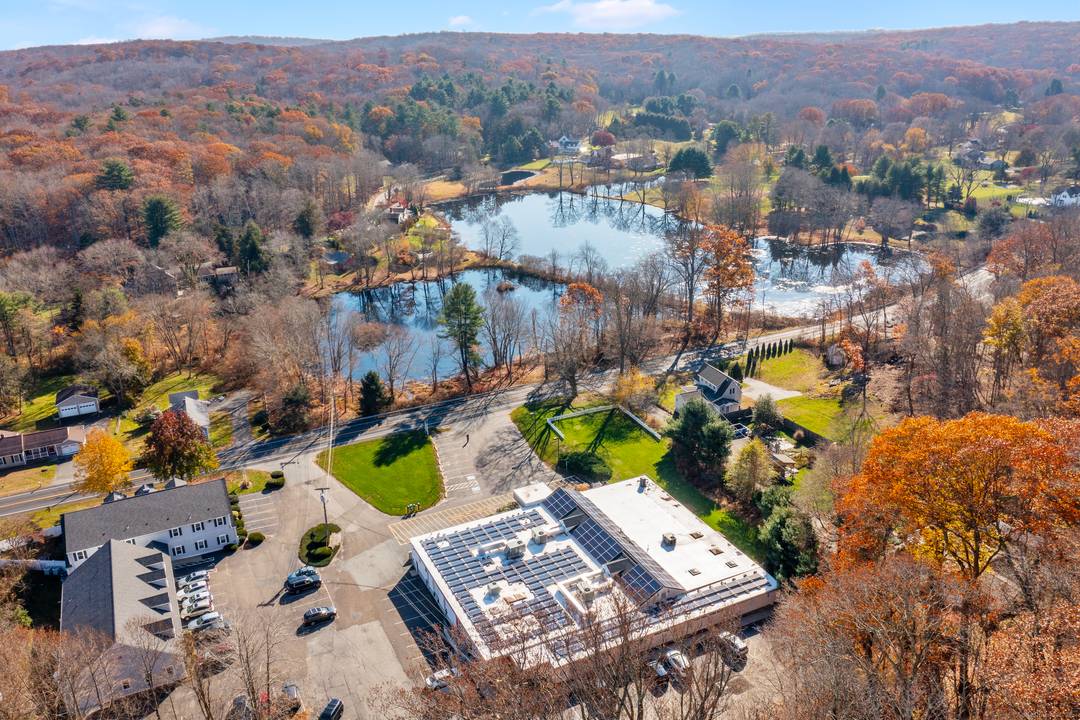 ADA compliant, sprinklers, solar, extremely efficient building, 600 amp, 3 Phase.