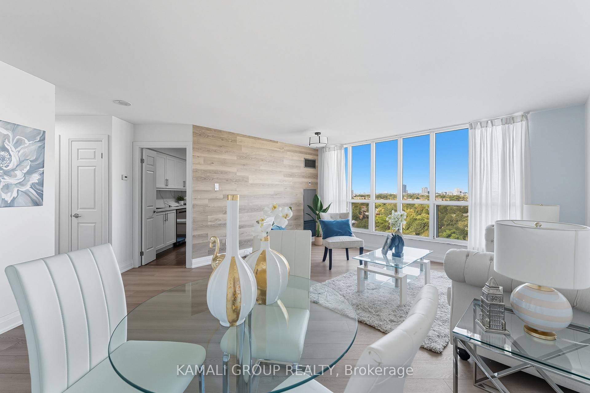 Rare Find ! ! Waterfront !