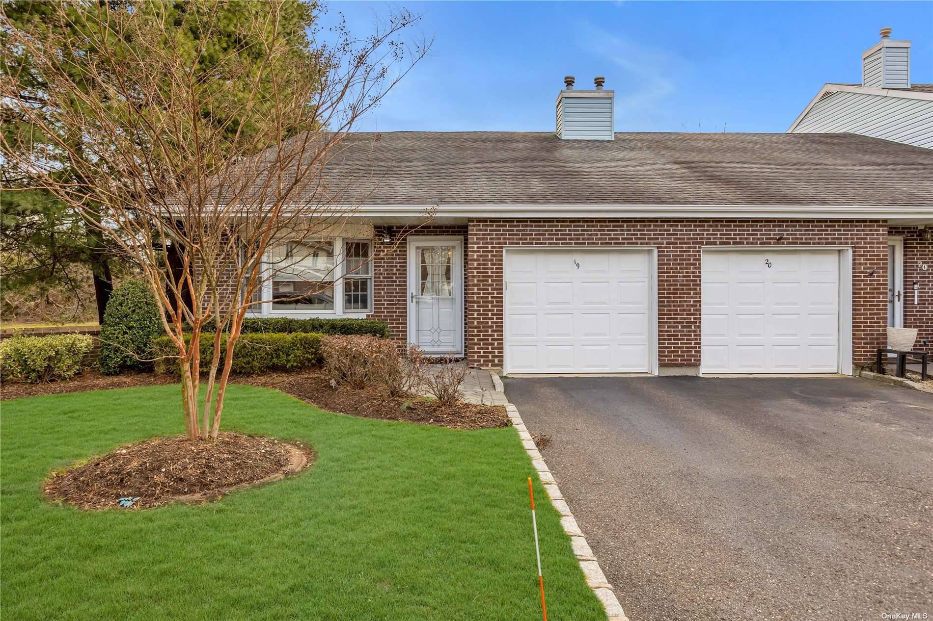 Pinewood Estates A Private Community with no age restrictions nestled in a quiet residential neighborhood just north of Jericho Turnpike.