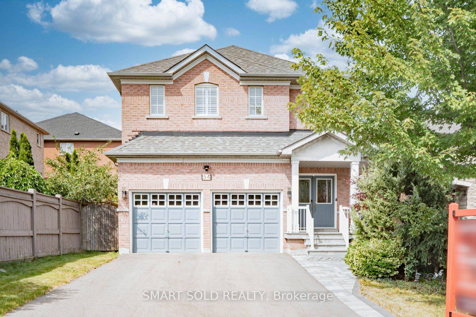 Beautiful And Spacious 4 1 Bedroom Detached Home Nestled On A Quiet Street In The Highly Desirable Thornhill Woods Community.