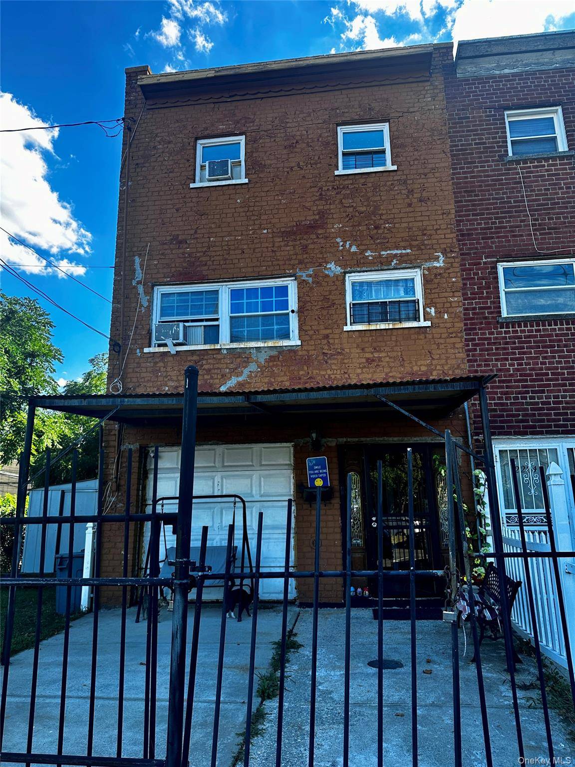 Harding Point Semi attached Single Family corner property.