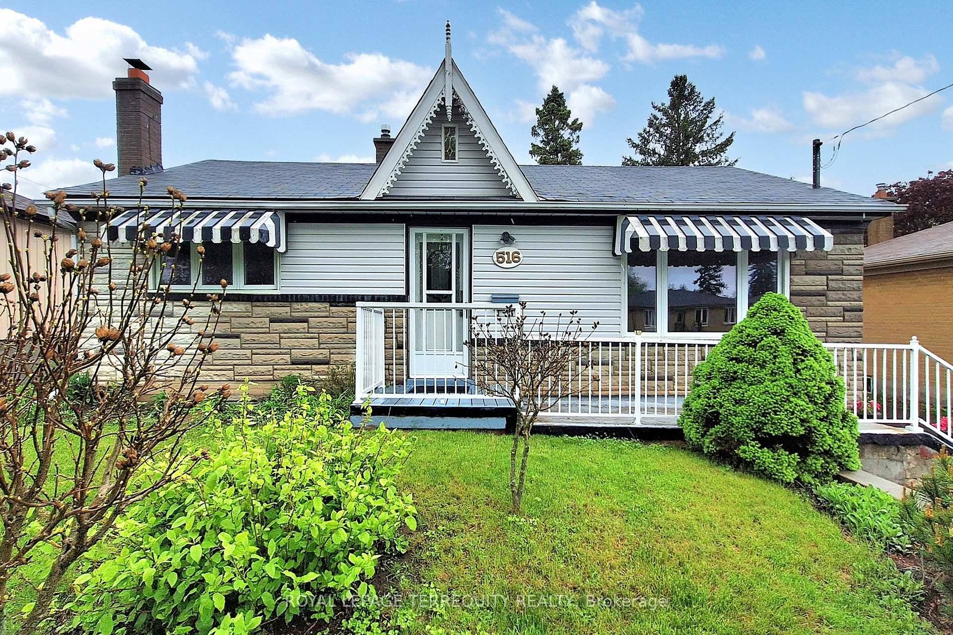 WELCOME HOME ! FINALY YOUR SEARCH ENDS HERE AT 516 MONTEITH AVE.