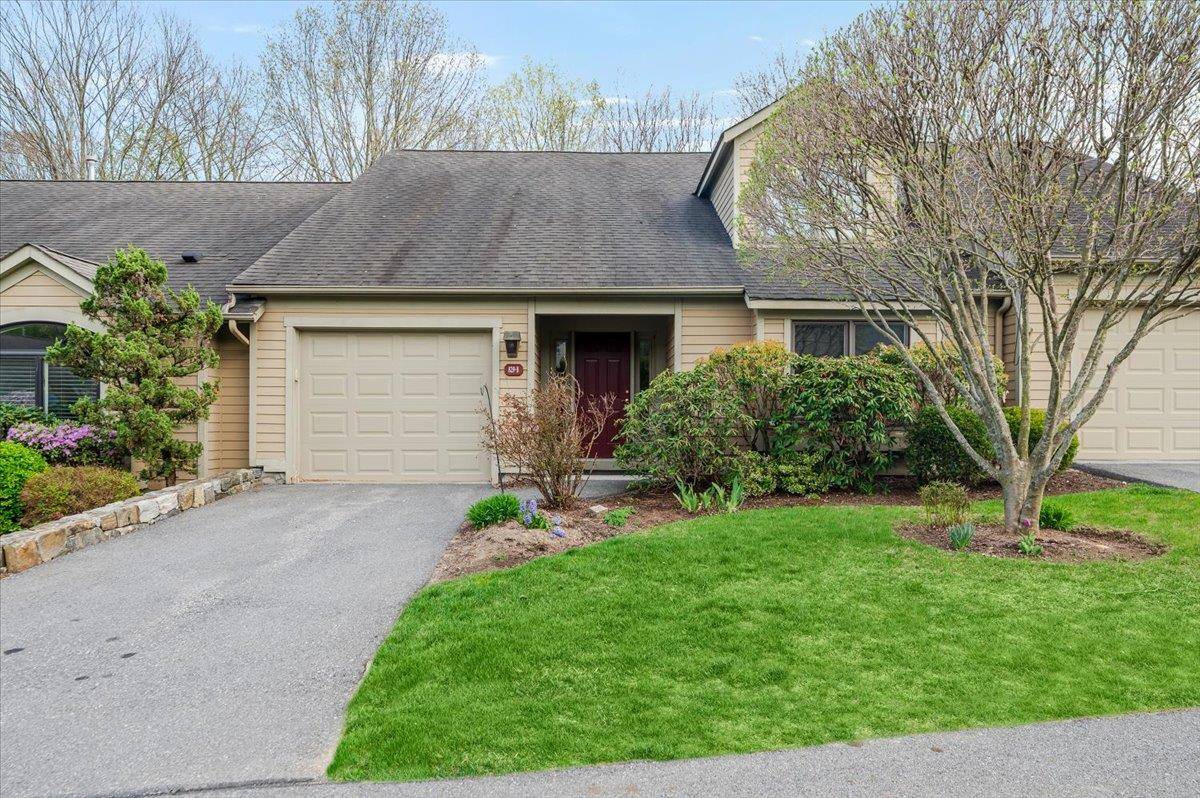 Charming 2 Bedroom SYRACUSE MODEL with Modern Updates and Private Setting.