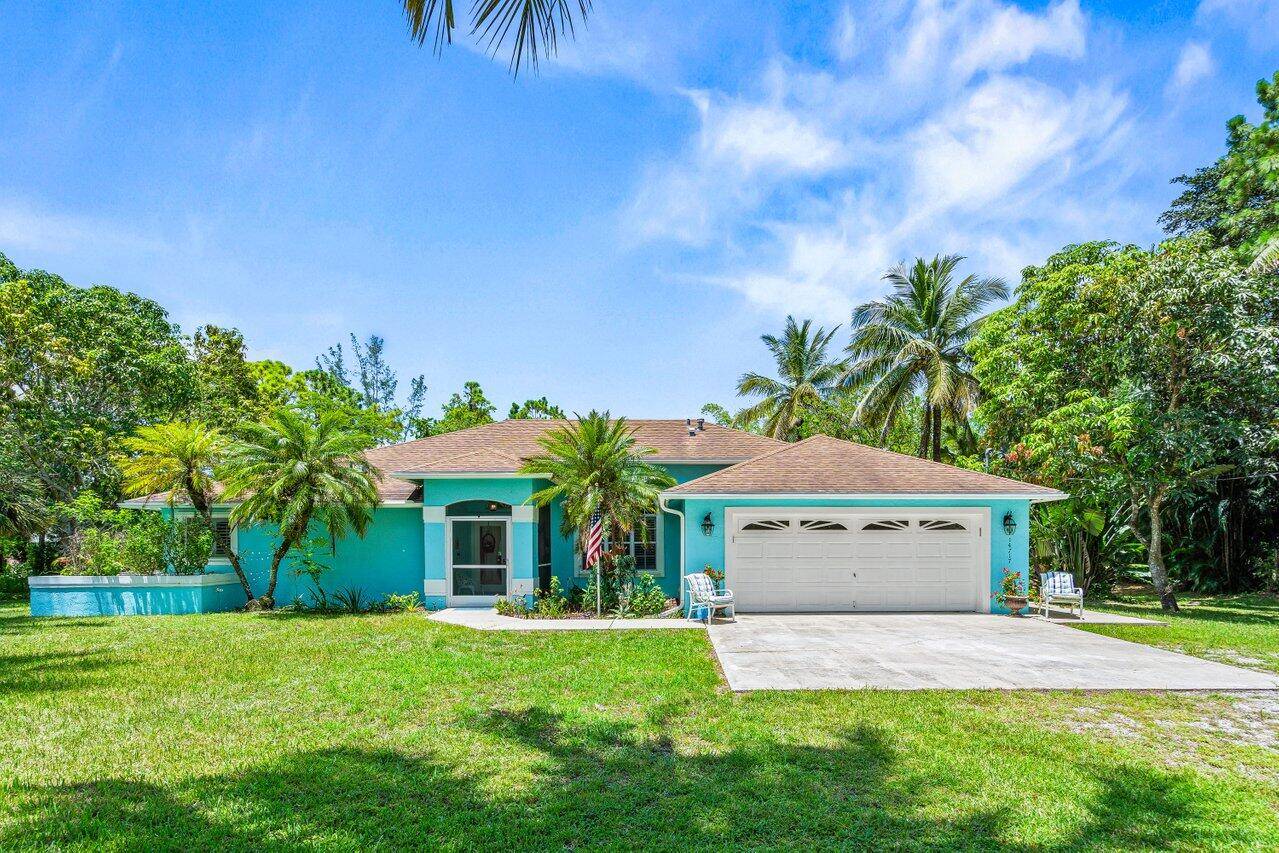 SELLER IS OFFERING 10, 000 IN BUYER CONCESSIONS This immaculate 3 bedroom, 2 bathroom pool home offers a spacious, bright split floor plan and sits on nearly 1.