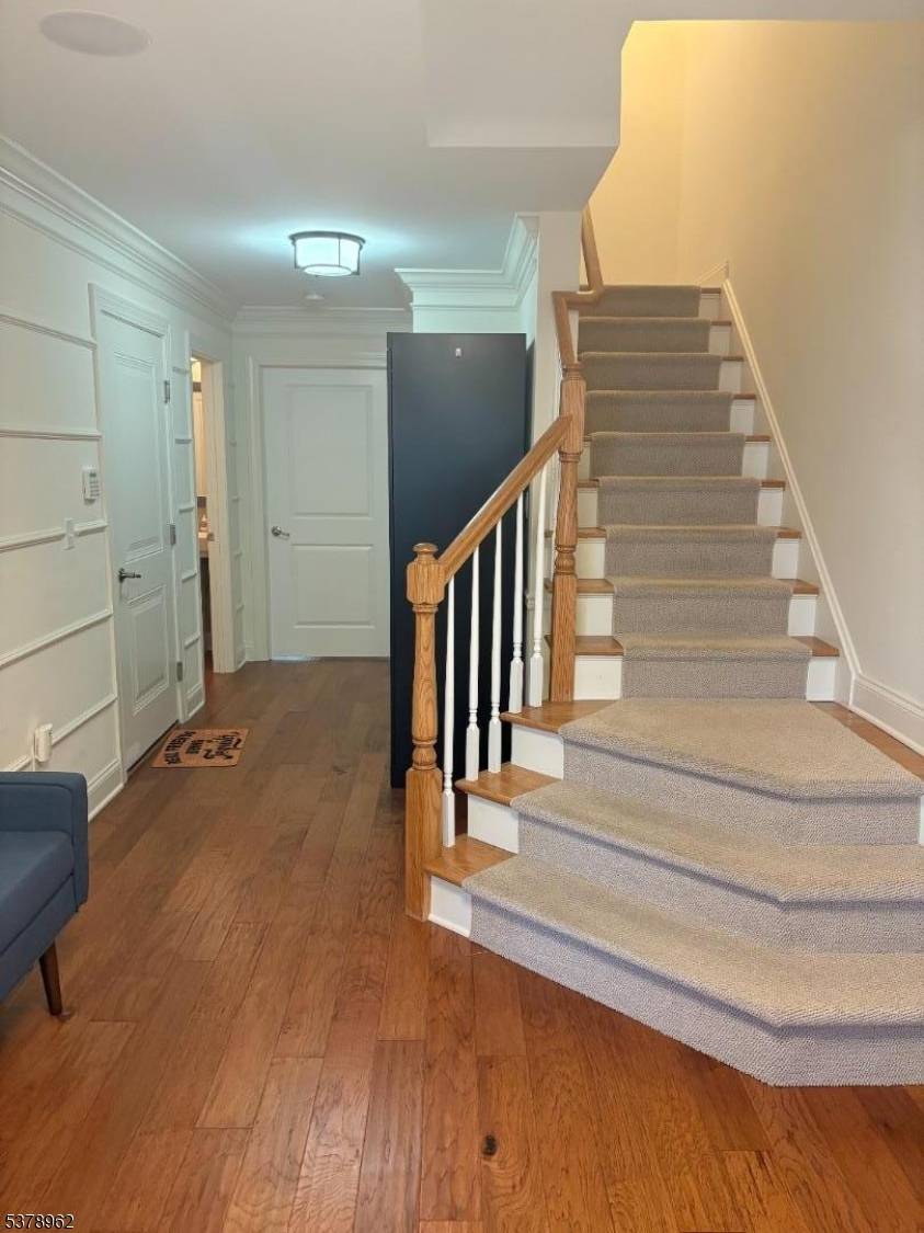 Beautiful 3 level, 3 bedroom, 4 bathroom rental in the prestigious community of Mountain Lakes !