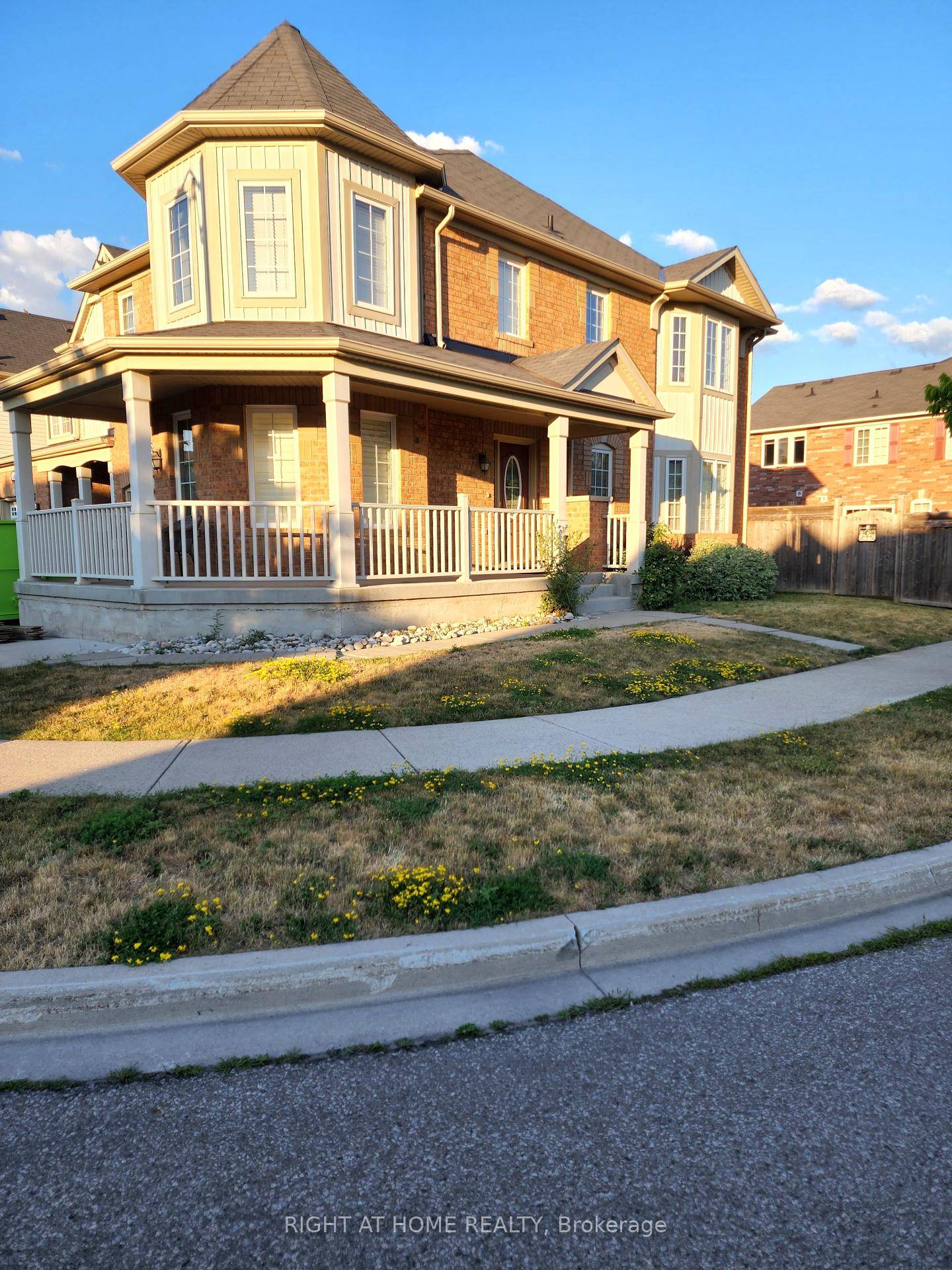 Spacious 3 Bedroom End Unit Townhome In Sought After Area Of Milton.