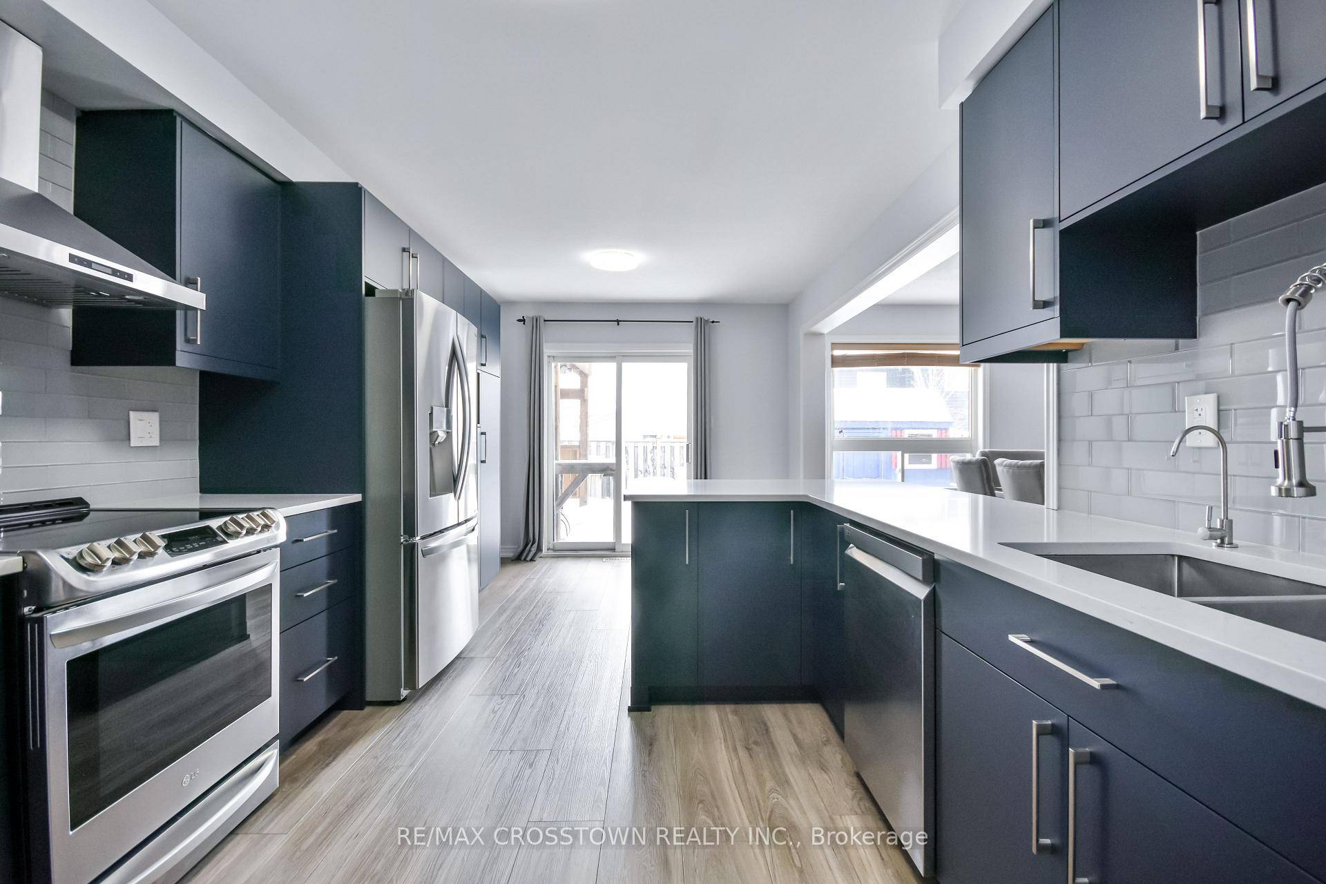 Great Family neighborhood, all brick 2 storey home.