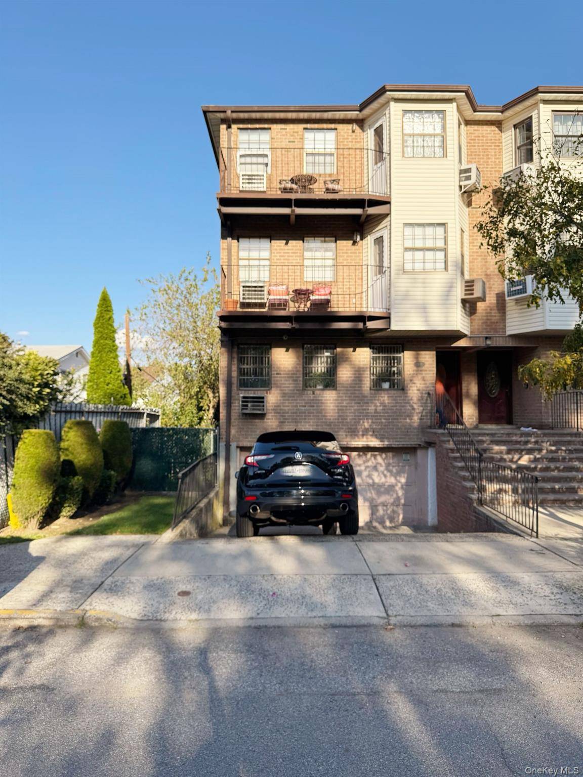 This 3 bedroom, 2 bath condo in the Greentree community of Howard Beach is listed at 549, 999.