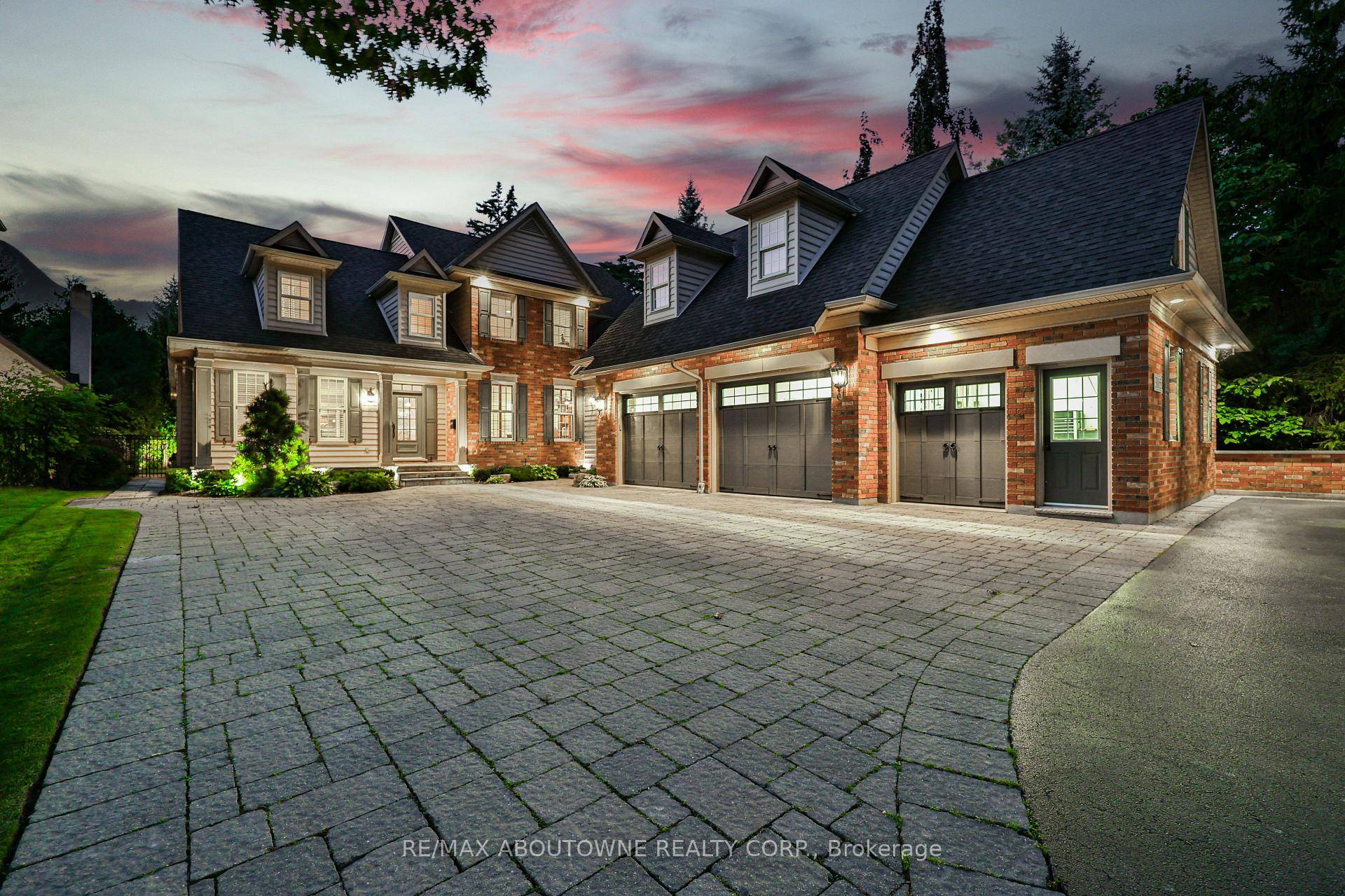 An Estate of Distinction in Roseland Set among mature trees in Burlingtons prestigious Roseland neighbourhood, 3105 Lakeshore Road is more than a homeits a refined sanctuary built for luxurious living ...