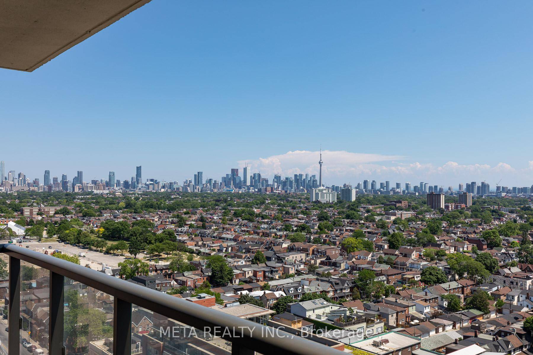 THIS BEAUTY COMES WITH PARKING Pacious 2 Bedroom Unit at Fuse Condos Prime Toronto Location.