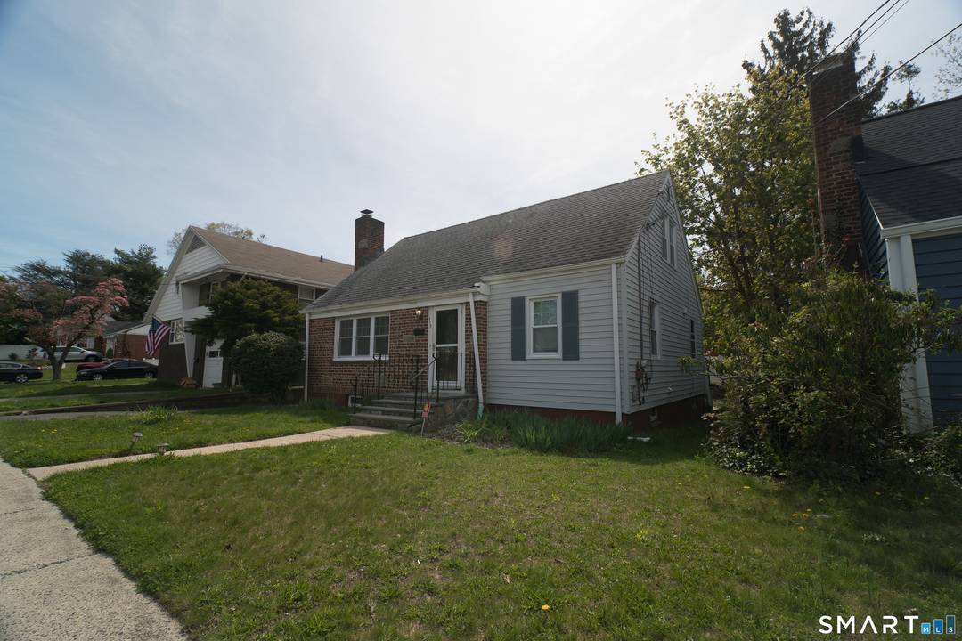 A fully renovated Cape in Bridgeport's desirable North End.