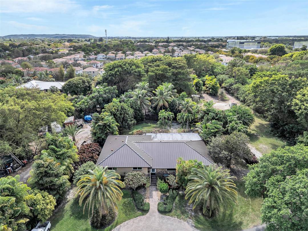 Extremely rare 3. 89 acre large lot parcel in a prime location on the Palm Beach Broward County border.