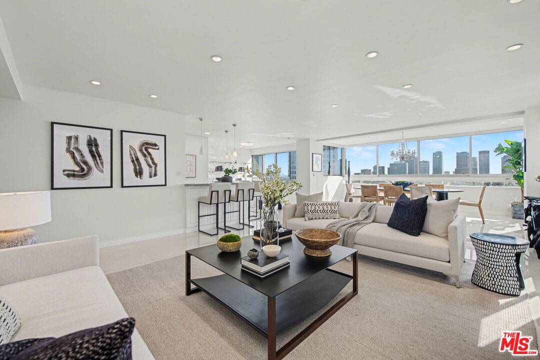 865 Comstock Ave 5BR Westwood La