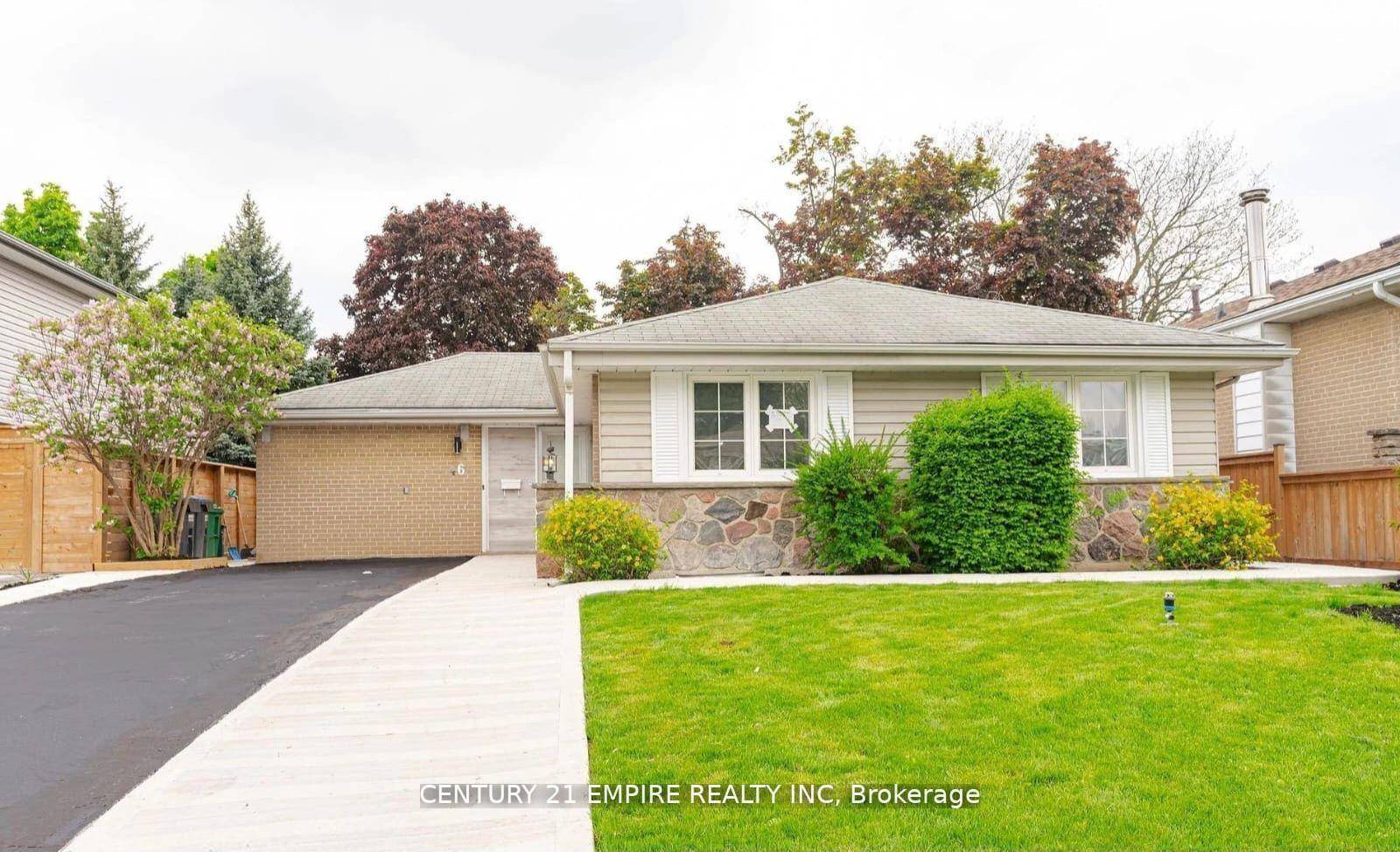 Newly Renovated 4 Bedroom amp ; 2 Full washrooms on Main Floor for Rent Freshly painted and beautifully renovated, this detached bungalow main floor is now available for rent.