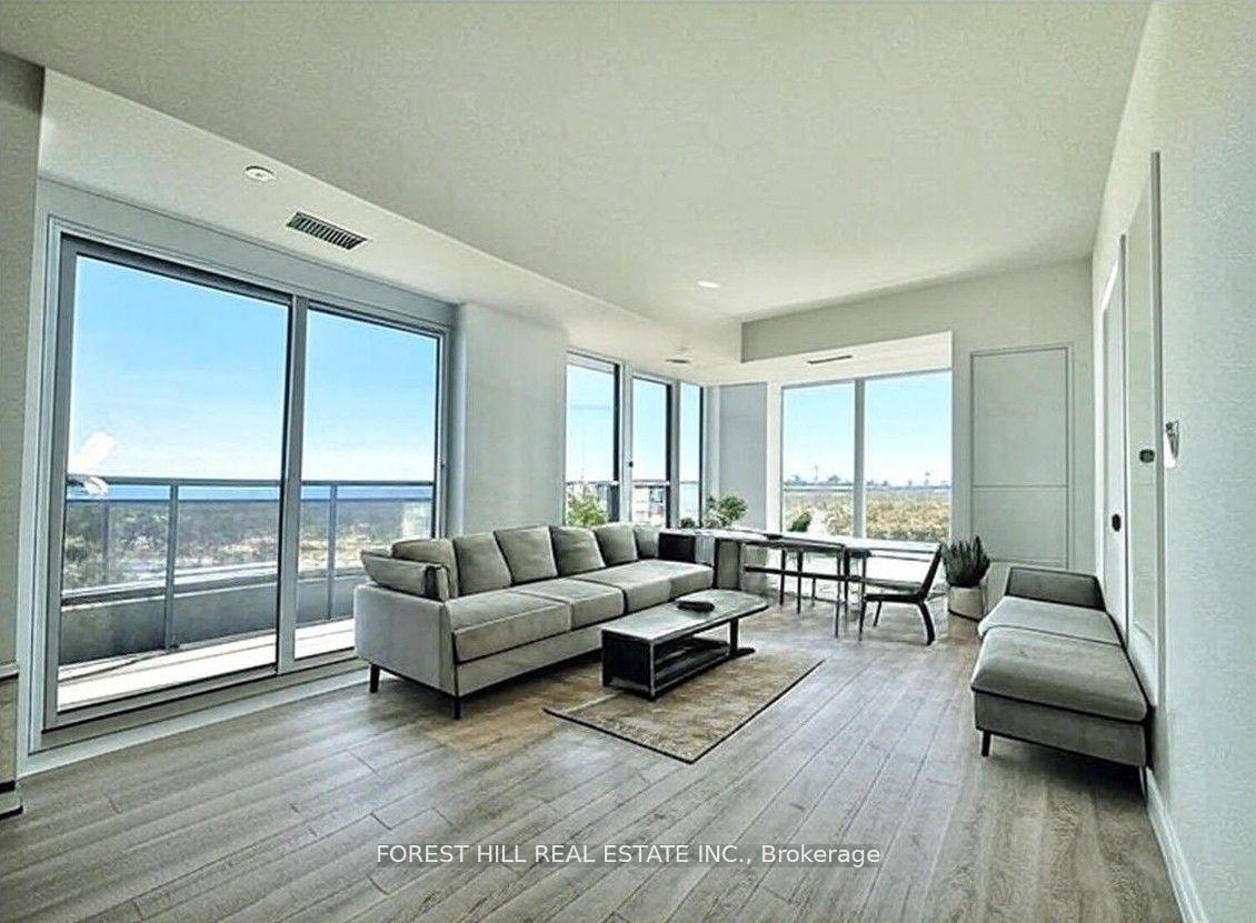 Experience unparalleled luxury in this rarely available penthouse condo, featuring spectacular south facing lake views and sweeping west facing panoramic vistas of Toronto's skyline and stunning sunsets.